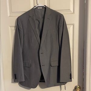 Men's Gray Suit